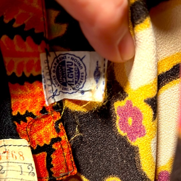 🌻🌻VINTAGE 1960’s DRESS MINT CONDITION HANDMADE WITH UNION WORKER LABEL🌻🌻🌻 - Picture 10 of 11